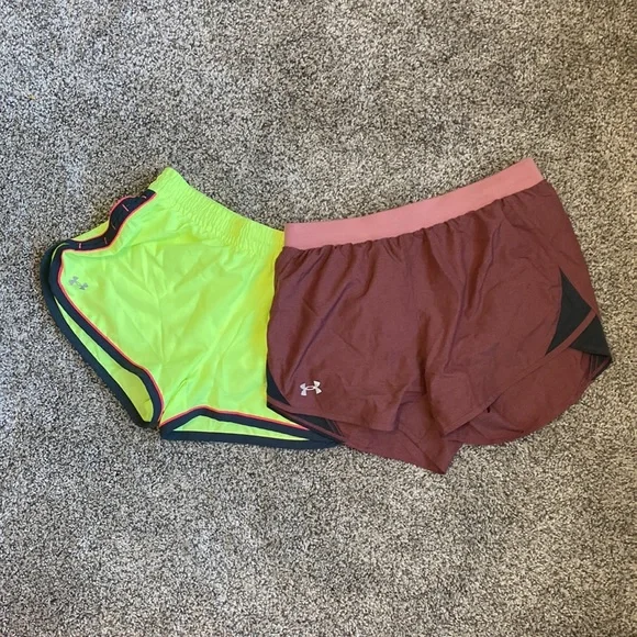 ‼️BUNDLE‼️ Under Armour Heat Gear Shorts - Picture 3 of 9